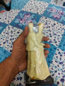 Loving Couple Statue Figurine Showpiece (8 inches)
