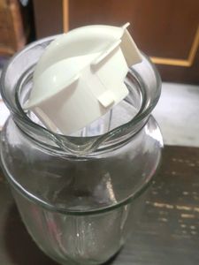 Yera Glass Jug With Lid