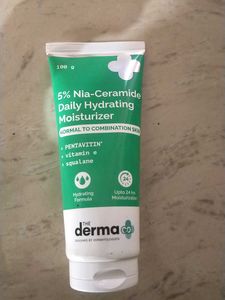 DrmaCo 5% Nia-cermaide Daily Hydrating Moisturizer