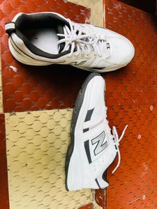 New Balance White  Sport Shoes , Size : 9