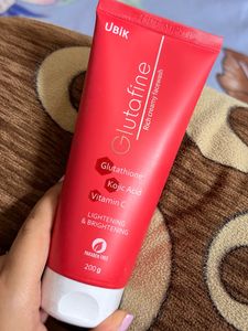Glutafine Face Wash