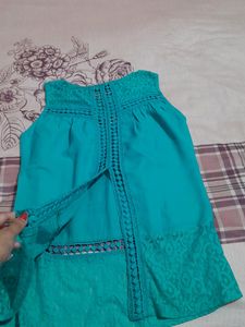 Cyan Top From The Vanca