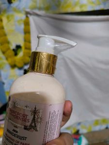 Nykaa Wanderlust Dreaming Of Paris Body Lotion