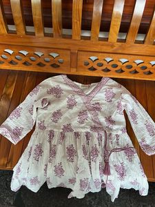 floral print purple and white kurti