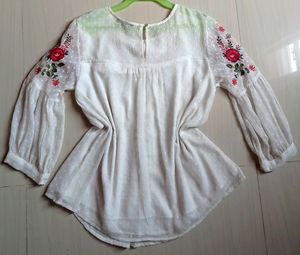 WOMAN WHITE EMBROIDERED TOP