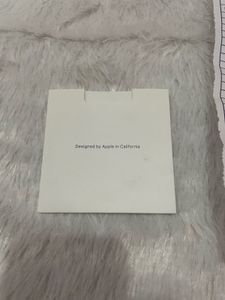 Used Apple AirPods 2nd Gen