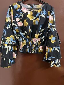 Ruffle Sleeves Top