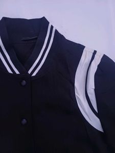 🔥Black &amp; White Varsity Jacket(L-23 b-18)