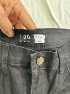 Petite Dani Black Raw Hem Jeans