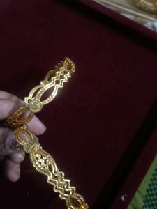 Elegant Gold kangan polish kabhi nahin jayegi gol