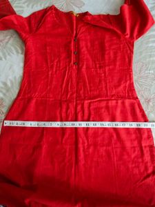 Red Aurelia Kurti