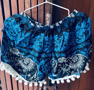 For Girls: Thailand Souvenir Coords