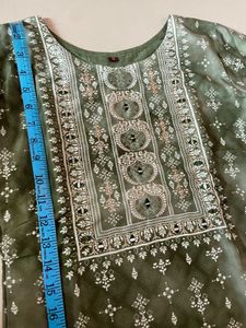 Green Kurti