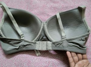LIGHTLY PADDED EVERYDAY BRA