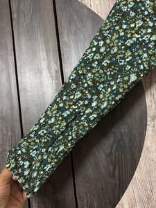 Green Wrinkle Free Gown