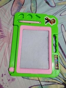 Kids Magnetic Drawing Board