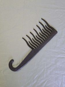XO CURLS Shower Detangling Comb