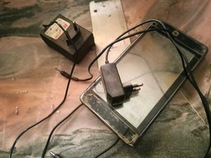 Beetel Tab With 2 Chargers