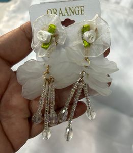 brand new Floral Drop Earrings - Elegant White