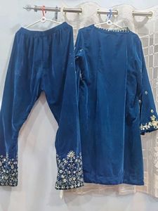pakistani Velvet Kurta Set with dupatta