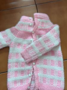 Cute Pink Knit sweater and pyjama