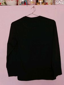 GAP Full Sleeves Tshirt