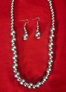 Pretty Necklace Set Good For Indowestern