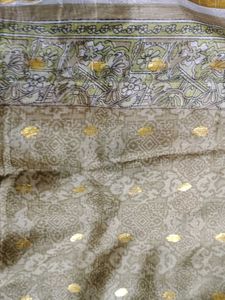 Stiff Pleats Gold Print Cotton Silk Saree