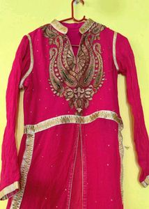Elegant Pink Embroidered Kurta Set