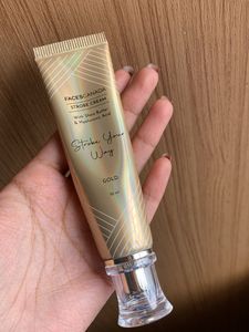 Faces Canada Strobe Cream