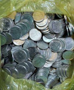 1 Rupee Small Coins 150 Piece Lot