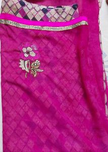 Saree Im Double Shades , Used Slighty