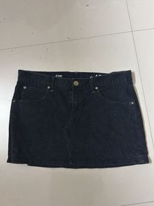 GAP Black Mini Corduroy Skirt🖤