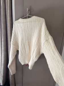 Zara Cable Knit Pullover Sweater