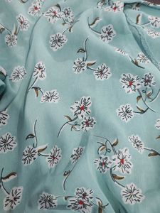 Floral Print Ruffle Top