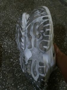 These R Casual Sneakers