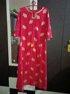 Elegant Pink &amp; Gold Kurta