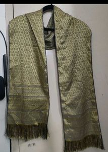 Elegant Gold Patterned Scarf