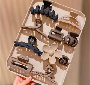 Neutral Hair Claw Clip Set