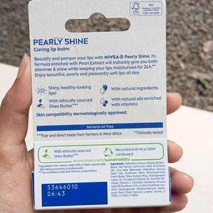 Nivea Pearly Shine Lip Balm