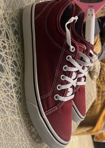 Decathlon  Maroon Skateboarding Sneakers