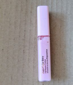 Estee Lauder Lip Repair Potion(Lipbalm)