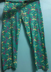 Green Floral Print trousers 🟢