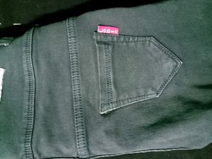 Super High Waisted Jeans 🎀