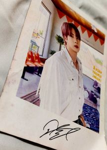 BTS SEVEN MEMBERS PHOTOCARDS WITH THIER AUTOGRAPH