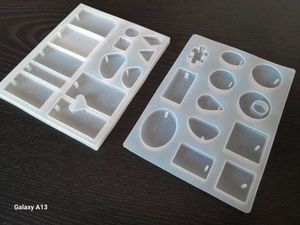 Resin Earrings And Keychains Moulds Silicone