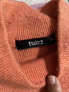 Woollen Top
