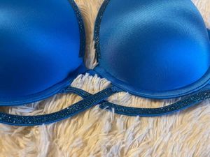Victoria Secret Very Sexy Push Up Bra 38DDD