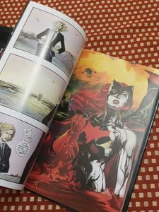 Batwoman Vol. 4 Comic Hardcover