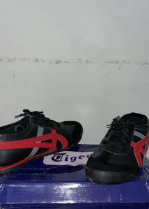 Onitsuka Tiger Sneakers